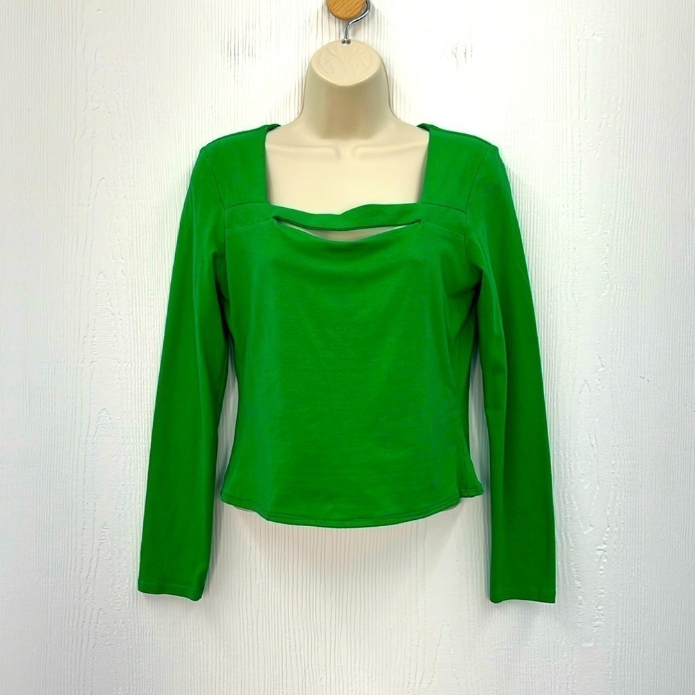 Boston Proper - Bright Bold Green Keyhole Chest Long Sleeve Top Size Small
